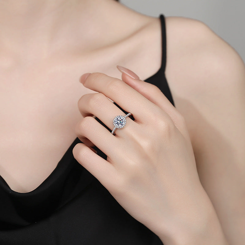 Damen Verlobungsring mit funkelndem Zirkon und filigranem Design Shop Nory