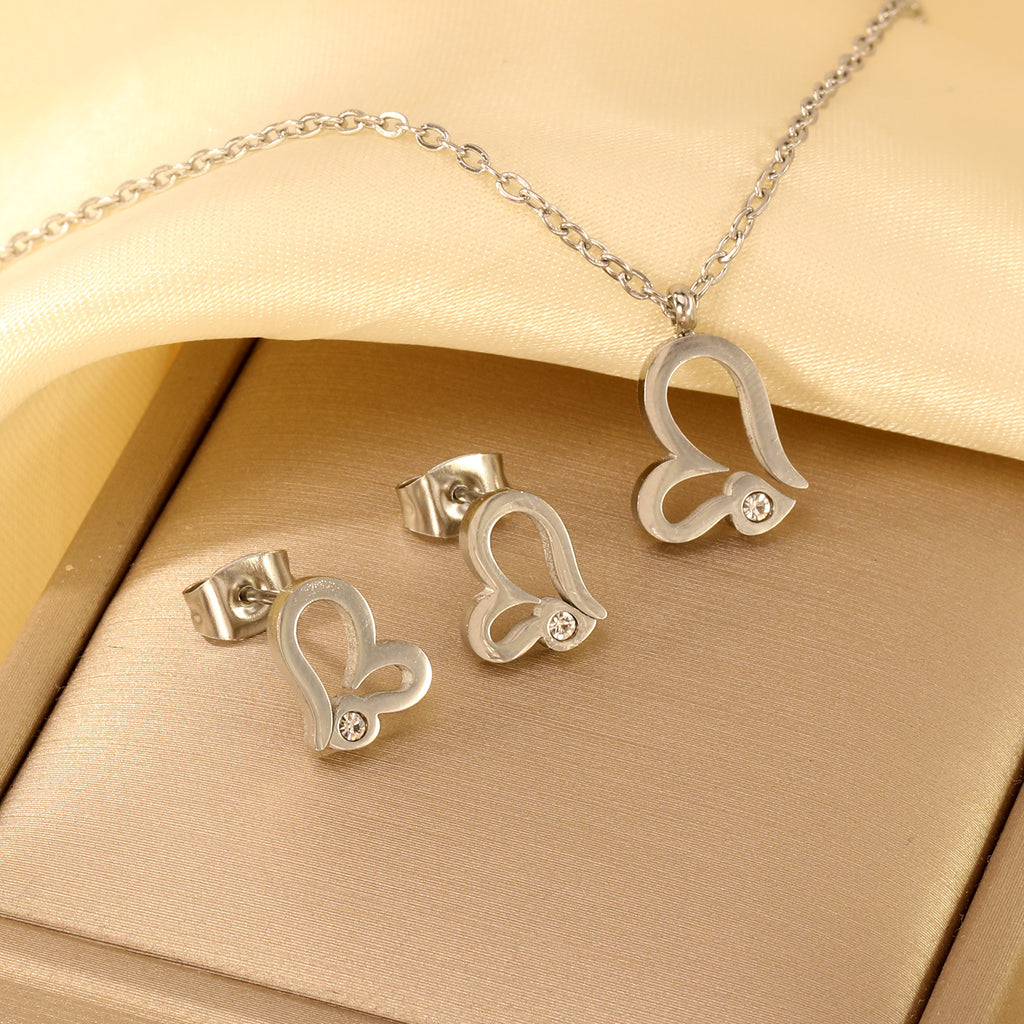 Damen Schmuckset mit Herzanhänger und Ohrringen aus hochwertigem Edelstahl Shop Nory