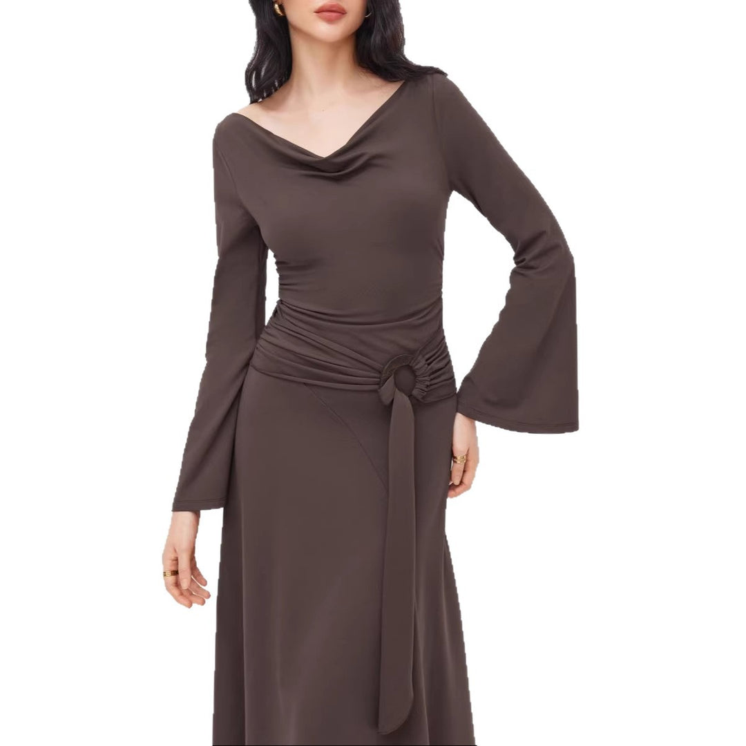 Damen Asymmetrisches Midikleid mit Wasserfallkragen, Glockenärmeln und seitlichem Ringdetail Shop Nory