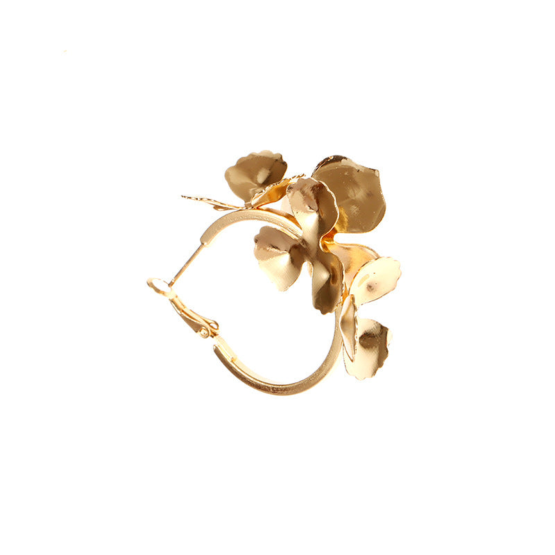 Damen Creolen mit kunstvollem Blumenornament Shop Nory