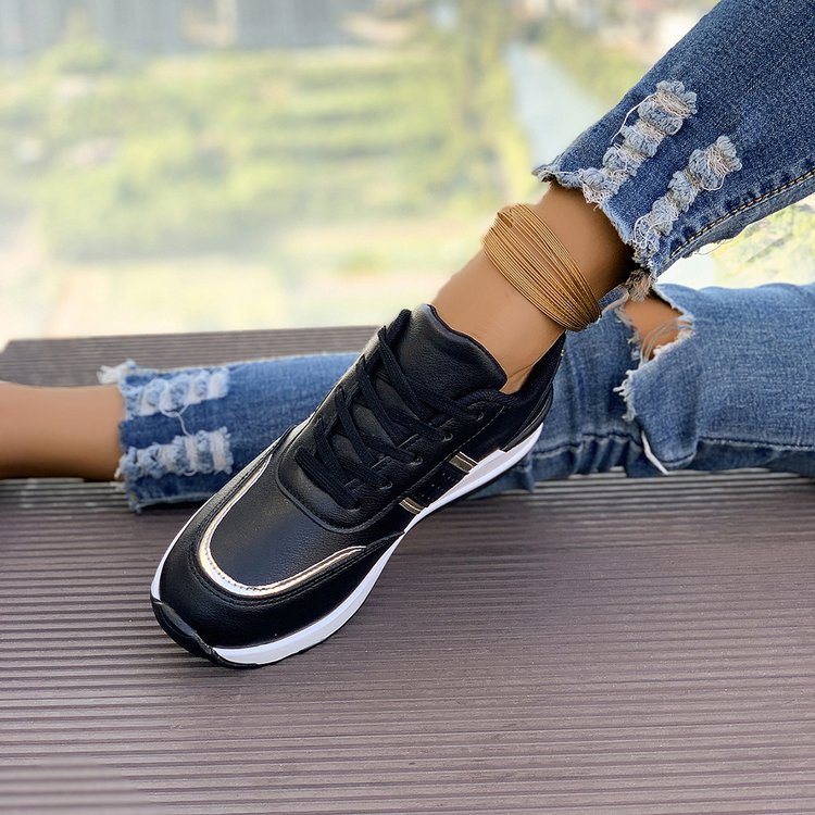 Damen Wedgesneaker mit mittelhohem Plateau, gepolstertem Komfortschaft und elastischem Seiteneinsatz Shop Nory