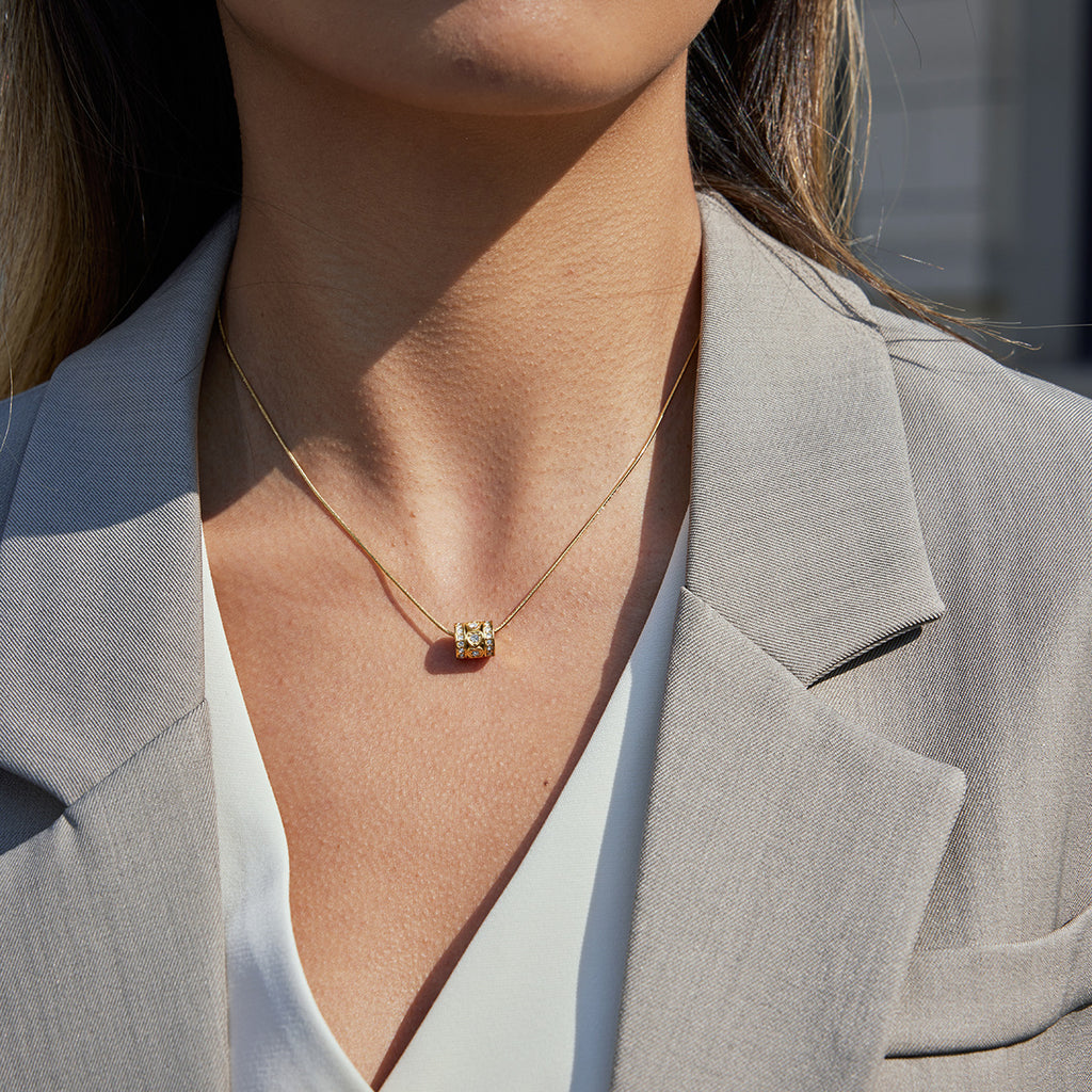 Damen Edelstahl Halskette mit elegantem Kettenmuster und verstellbarem Verschluss Shop Nory
