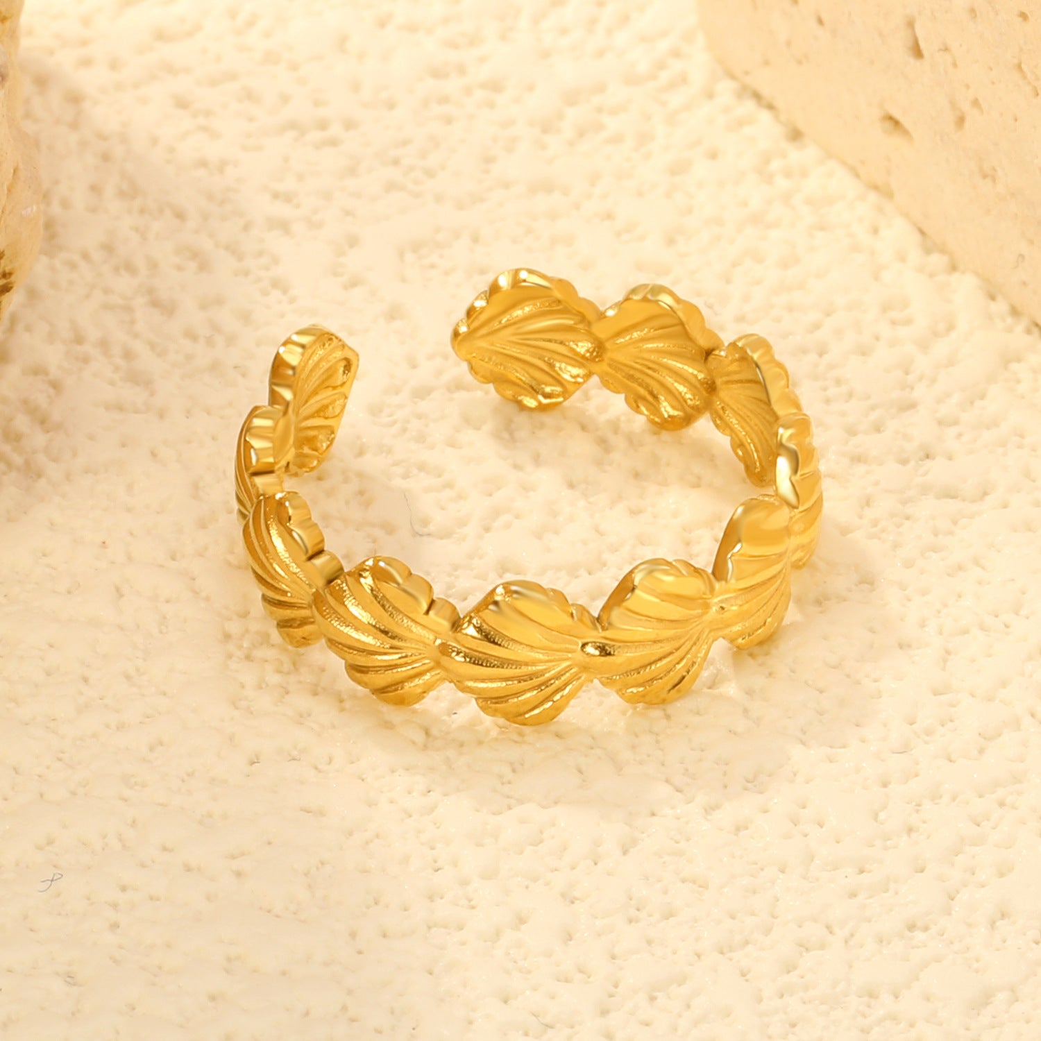 Damen offener Ring mit kunstvollem Muschel-Design und verstellbarem Format Shop Nory