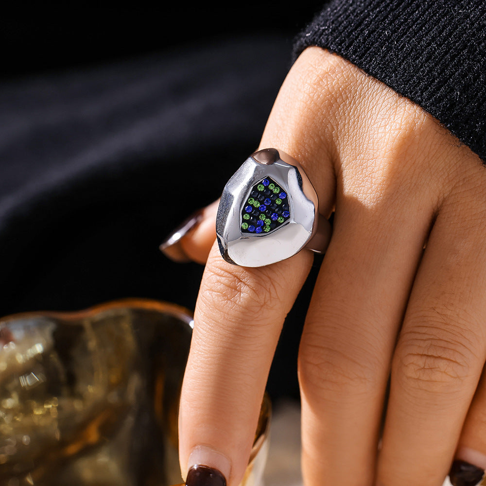 Damenring mit floralem Design und bunten Strasssteinen Shop Nory