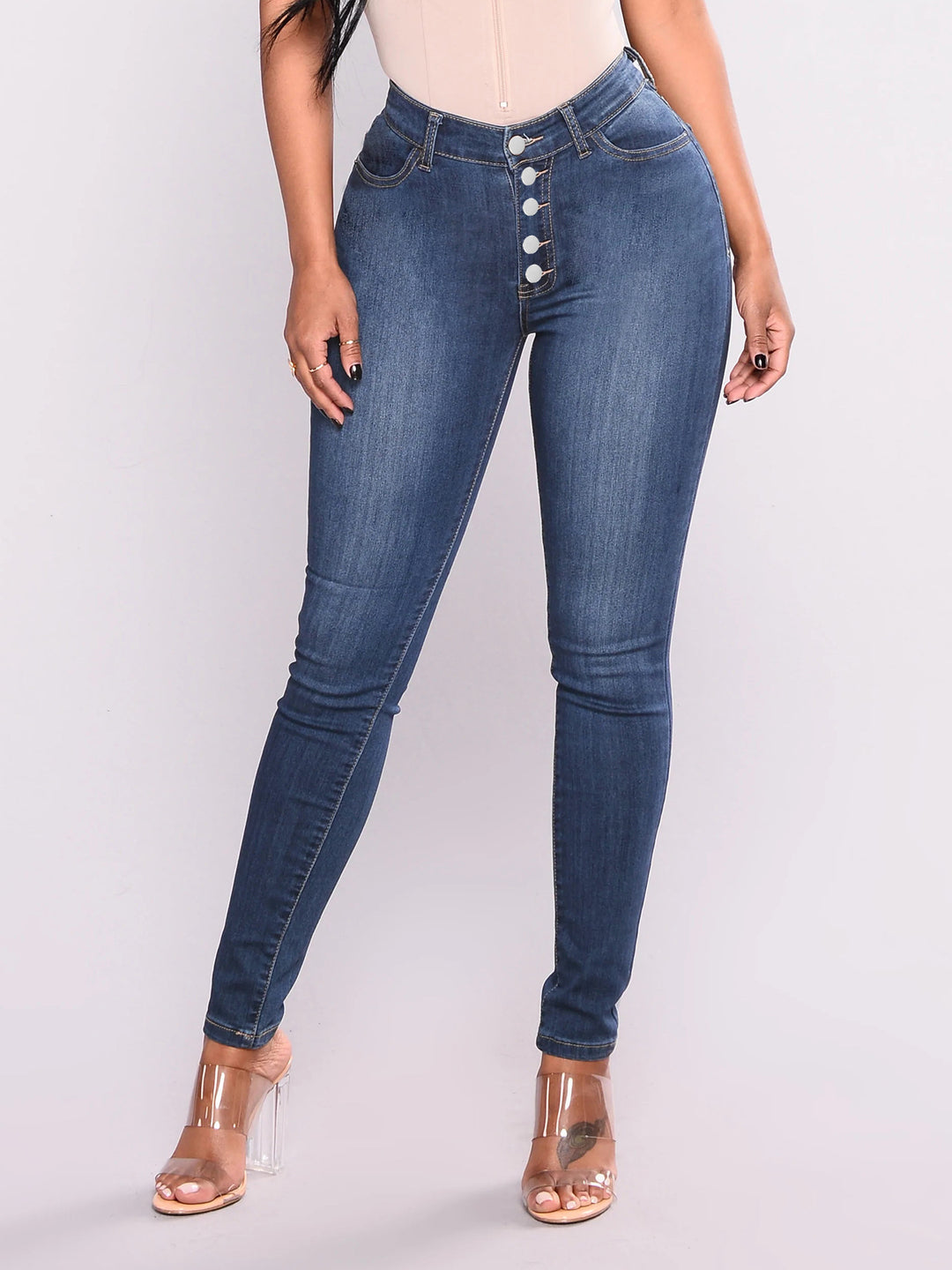 Damen Hochtaillierte Shaping-Skinny-Jeans mit sichtbarer Knopfleiste Shop Nory