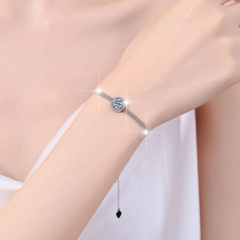 Damenarmband mit funkelndem Zirkonia-Mittelstück Shop Nory