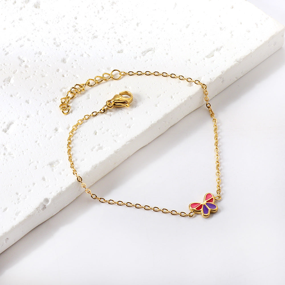 Damen Armband mit filigranen Blumenmotiven und funkelnden Kristallen Shop Nory