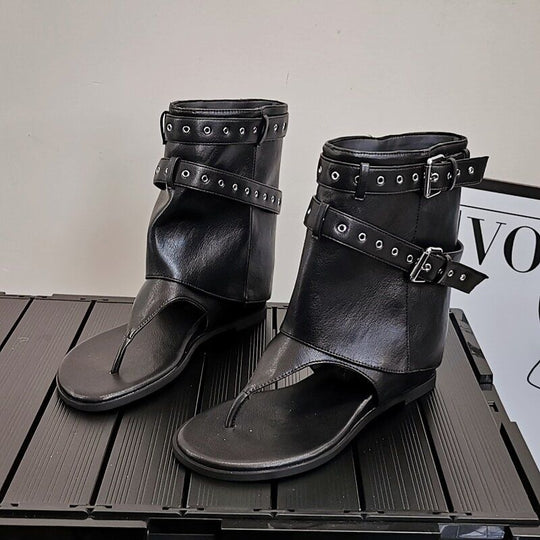 Damen Knöchelhohe Zehensteg-Sandaletten im Biker-Look mit Doppelgürtel und Ösenbesatz Shop Nory