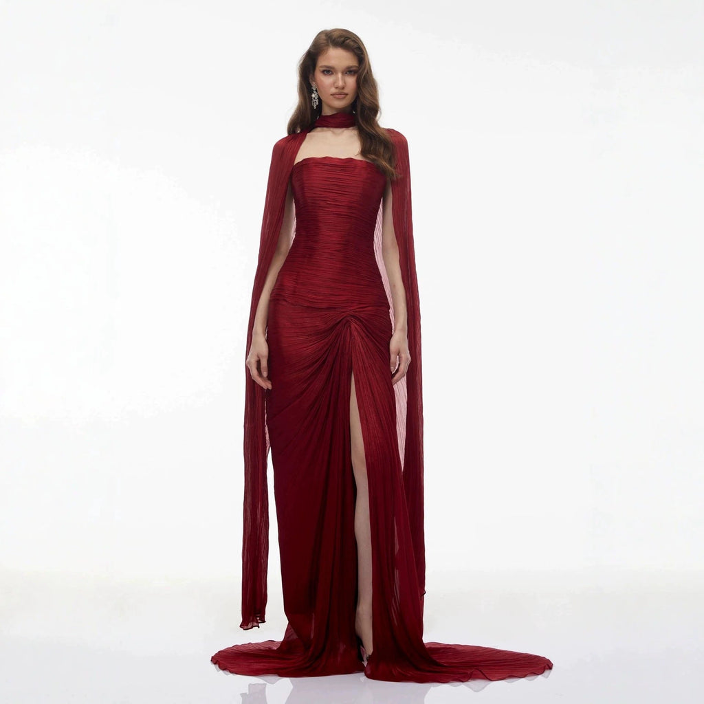 Damen Elegantes Maxikleid mit schulterfreier Silhouette und drapierter Cape-Optik Shopnory