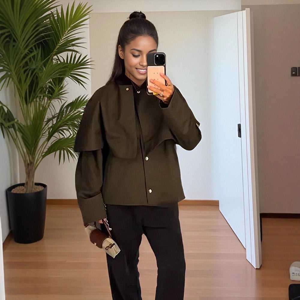 Damen Kurztrenchjacke mit Cape-Overlay und Oversize-Ärmeln Shop Nory