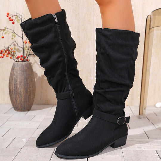 Damen kniehoher Slouch-Stiefel aus weichem Microvelours mit Ziergurt und niedrigem Blockabsatz Shop Nory