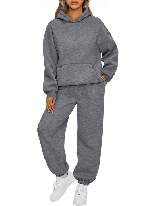 Damen nan Relaxed Loungewear-Set mit Kapuzenpullover und hochgeschnittener Jogginghose aus weichem Baumwollfleece Shop Nory