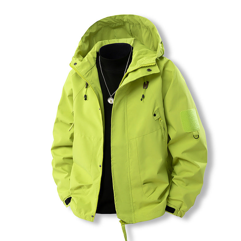 Herren funktionale Outdoor-Jacke mit verstellbarer Kapuze und praktischen Taschen