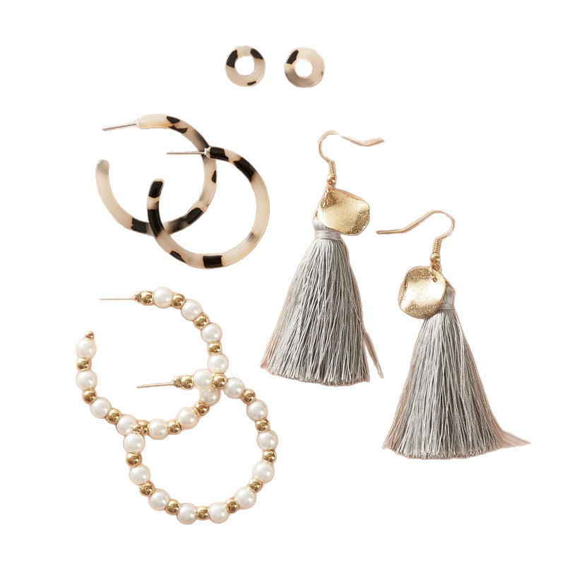 Damen Schmuckset mit verschiedenen Ohrsteckern und langen Quastenohrringen Shop Nory