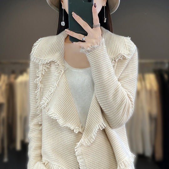 Damen Langer Fransen‑Strickcardigan mit großem Schalkragen und feiner Rippenstruktur Shop Nory