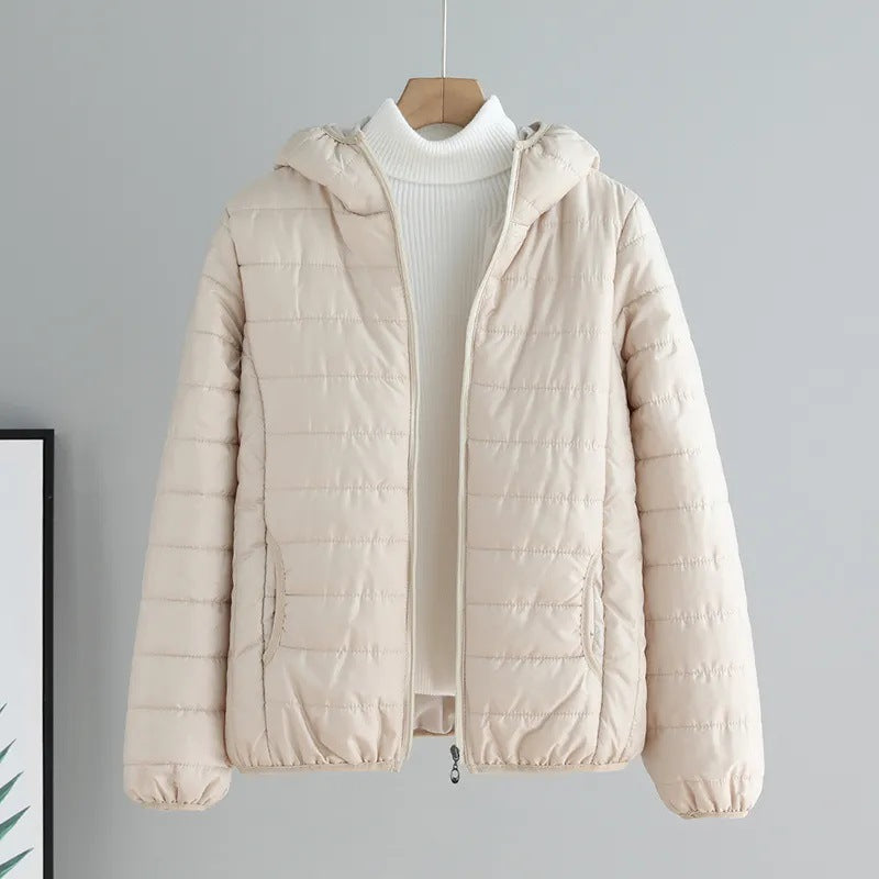 Damen gesteppte Übergangsjacke mit praktischen Taschen und Kapuze