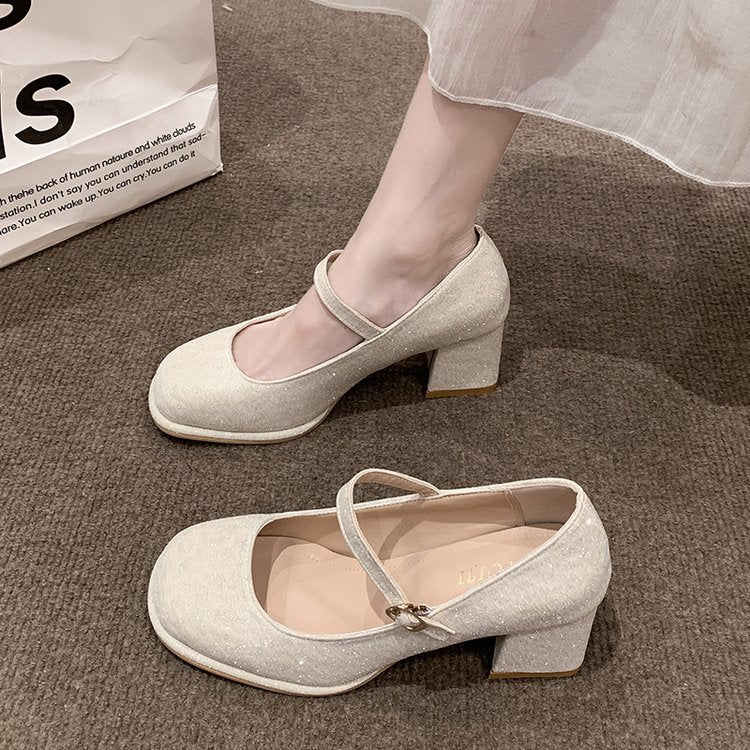 Damen elegante Mary Jane Pumps mit hochwertigem Stoff und komfortablem Blockabsatz