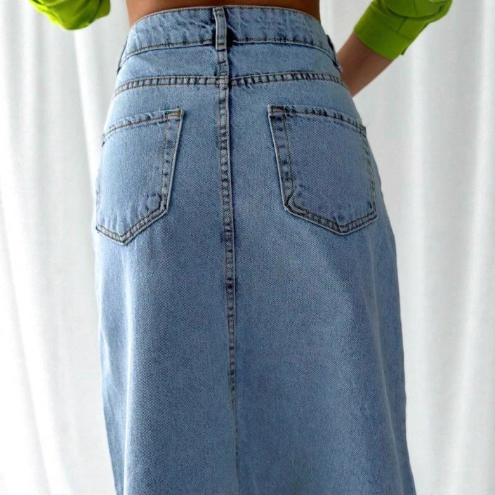Damen Hochtaillierter Maxi-Denimrock mit asymmetrischer Vordernaht und fransigem Saum Shop Nory