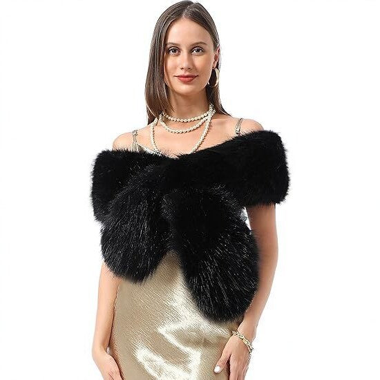 Damen Luxuriöse Kunstpelz-Stola im Loop-Design mit voluminösem Schalkragen Shop Nory