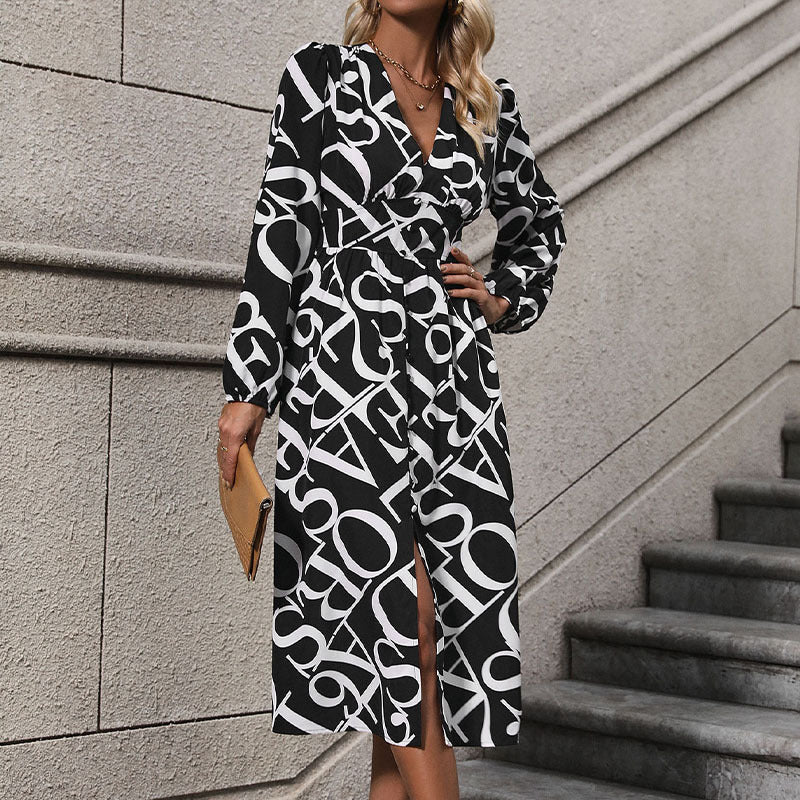 Damen Wickel-Midikleid mit grafischem Buchstabenprint, V‑Ausschnitt und Taillenband Shop Nory