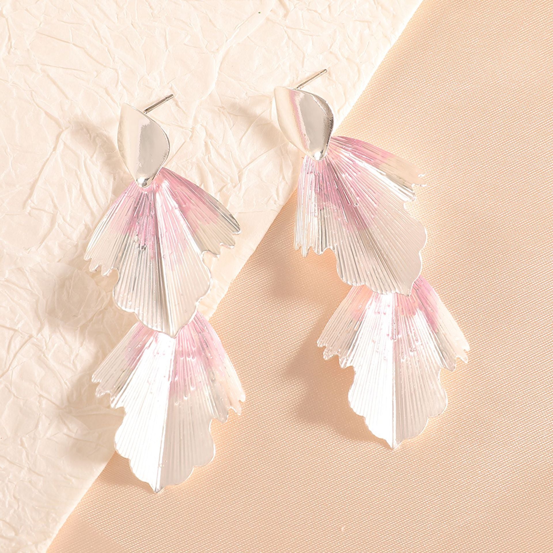 Damen Ohrstecker im floralen Design aus hochwertigem Metall Shop Nory