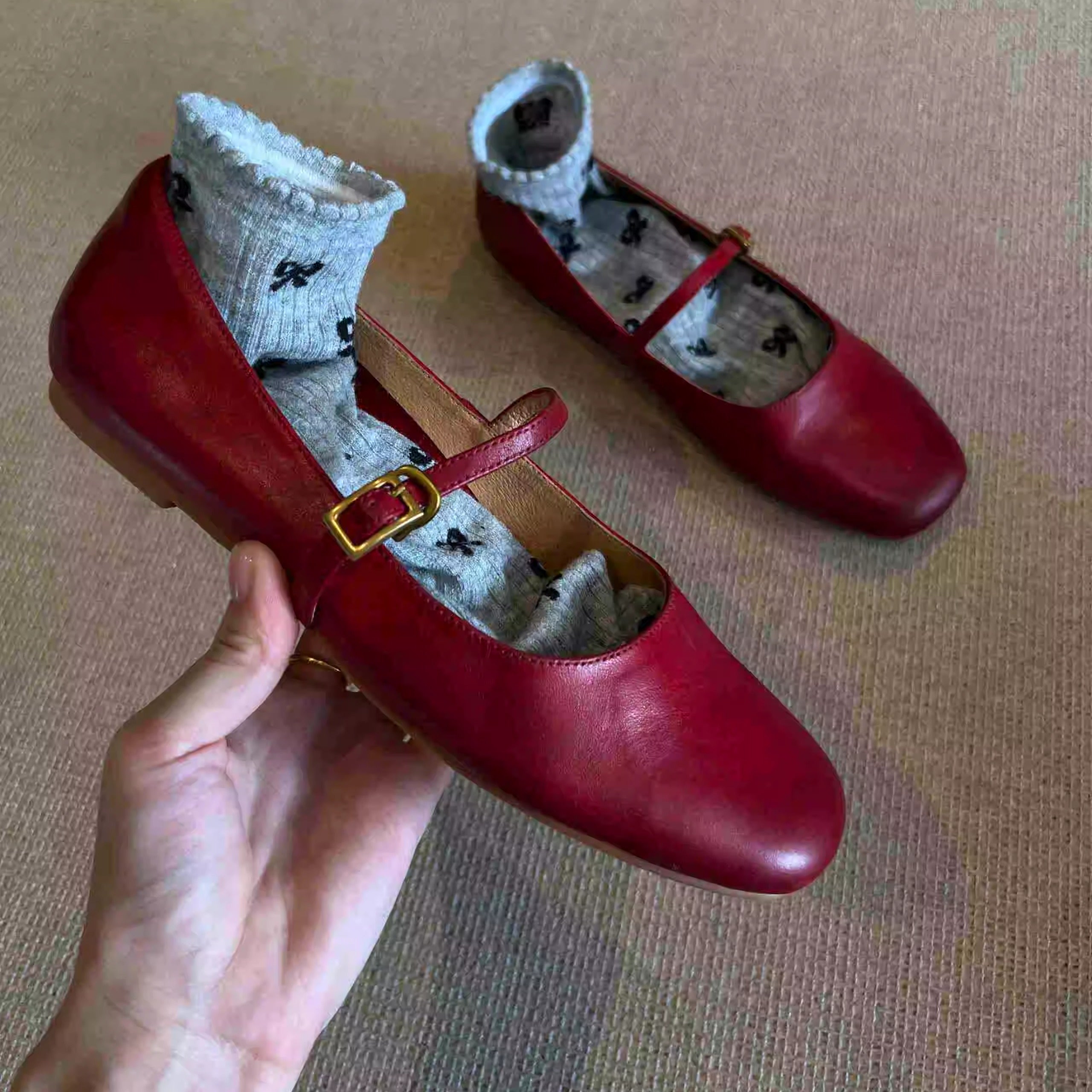 Damen elegante Mary Janes mit komfortabler Sohle und verstellbarem Riemen