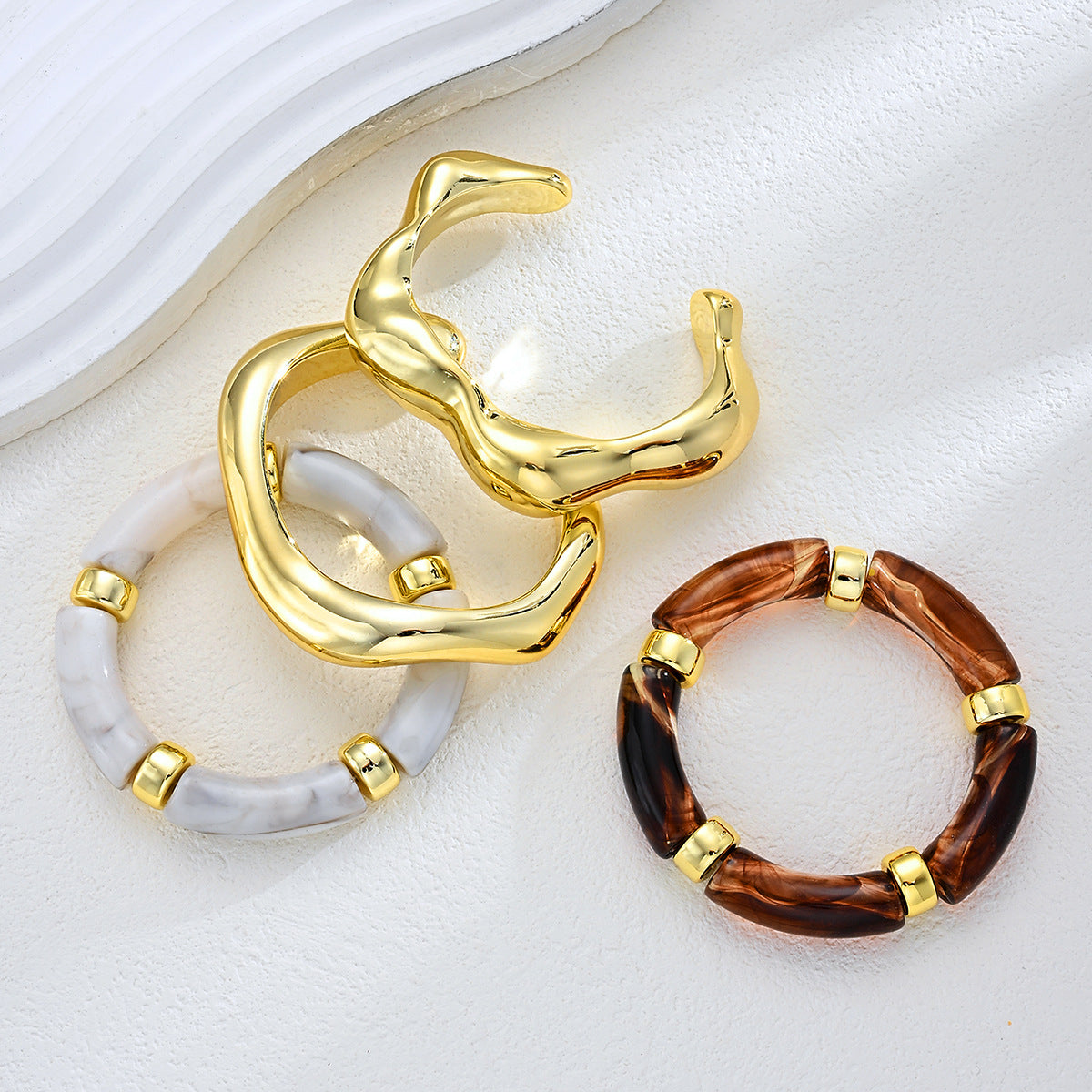 Damen Armreif-Set mit elegantem, geschwungenem Design Shop Nory