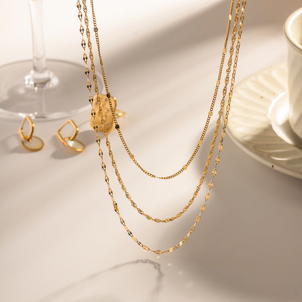 Damen Mehrlagige Halskette mit filigranen Gliederketten und eleganten Details Shop Nory
