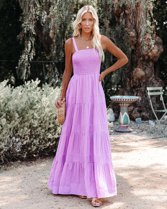 Damen Maxikleid mit gerafftem Oberteil und voluminösem Rock Shopnory