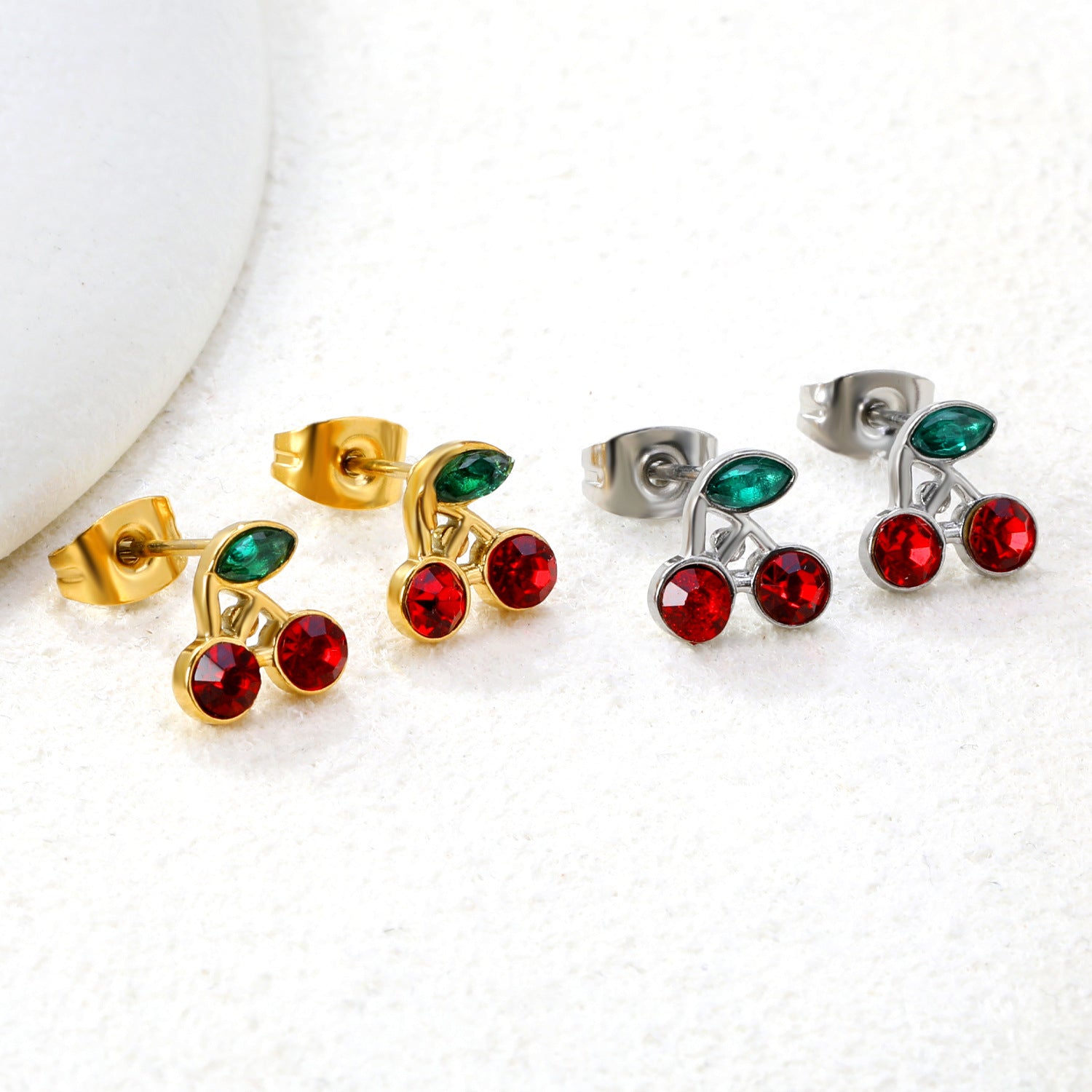 Damen Ohrstecker im verspielten Kirsch-Design Shop Nory