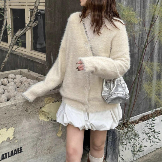 Damen Flauschiger Mohair‑Optik Cardigan mit dekorativen Schleifenverschlüssen Shop Nory