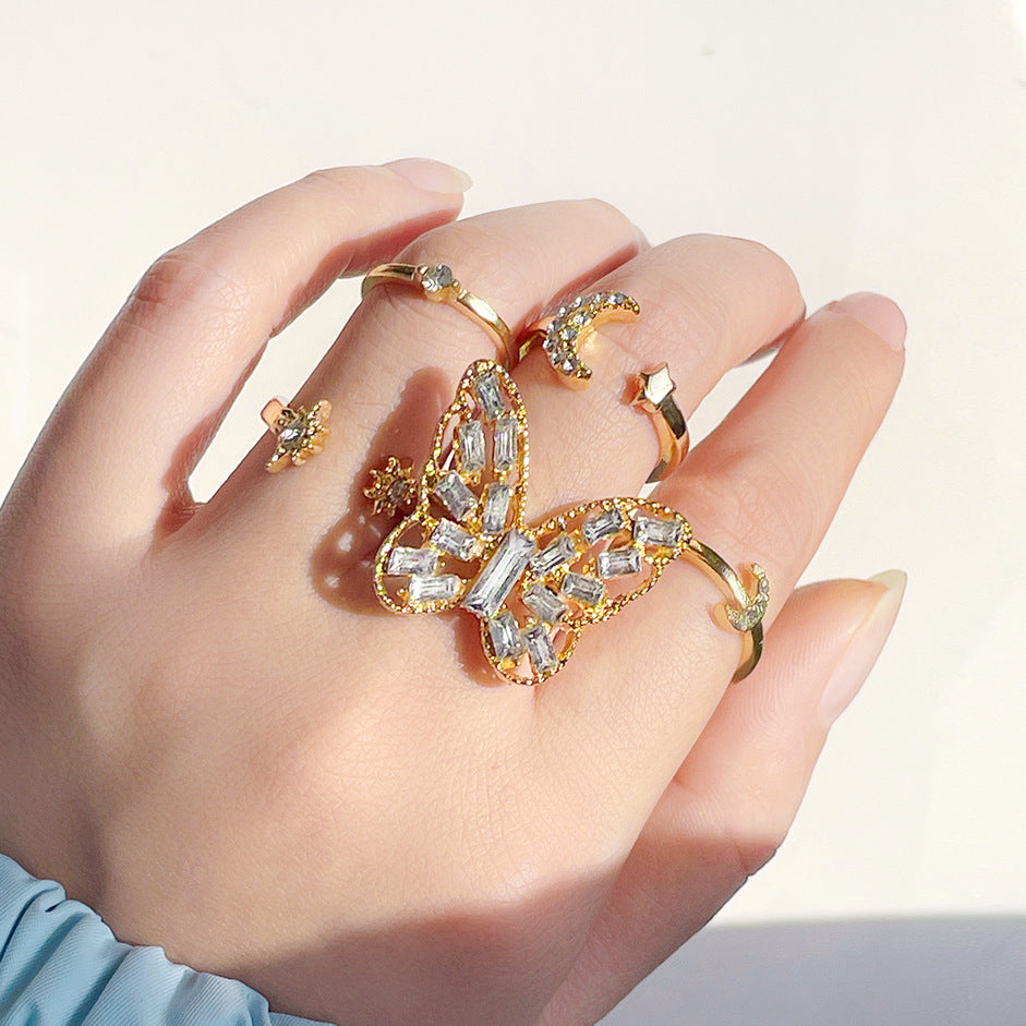 Damen Ring-Set mit funkelnden Elementen und filigranen Designs Shop Nory