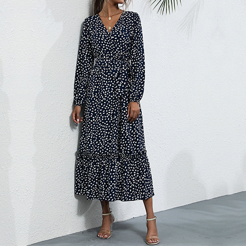 Damen Gemustertes Midikleid mit Wickel‑Optik, geraffter Taille und Stufenvolant Shop Nory