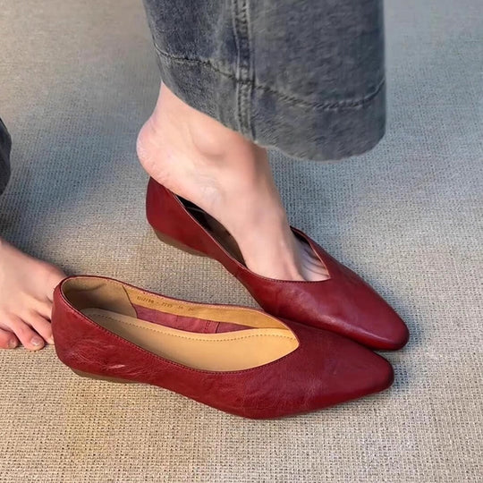Damen spitze Slipper mit eleganter V-Ausschnittform