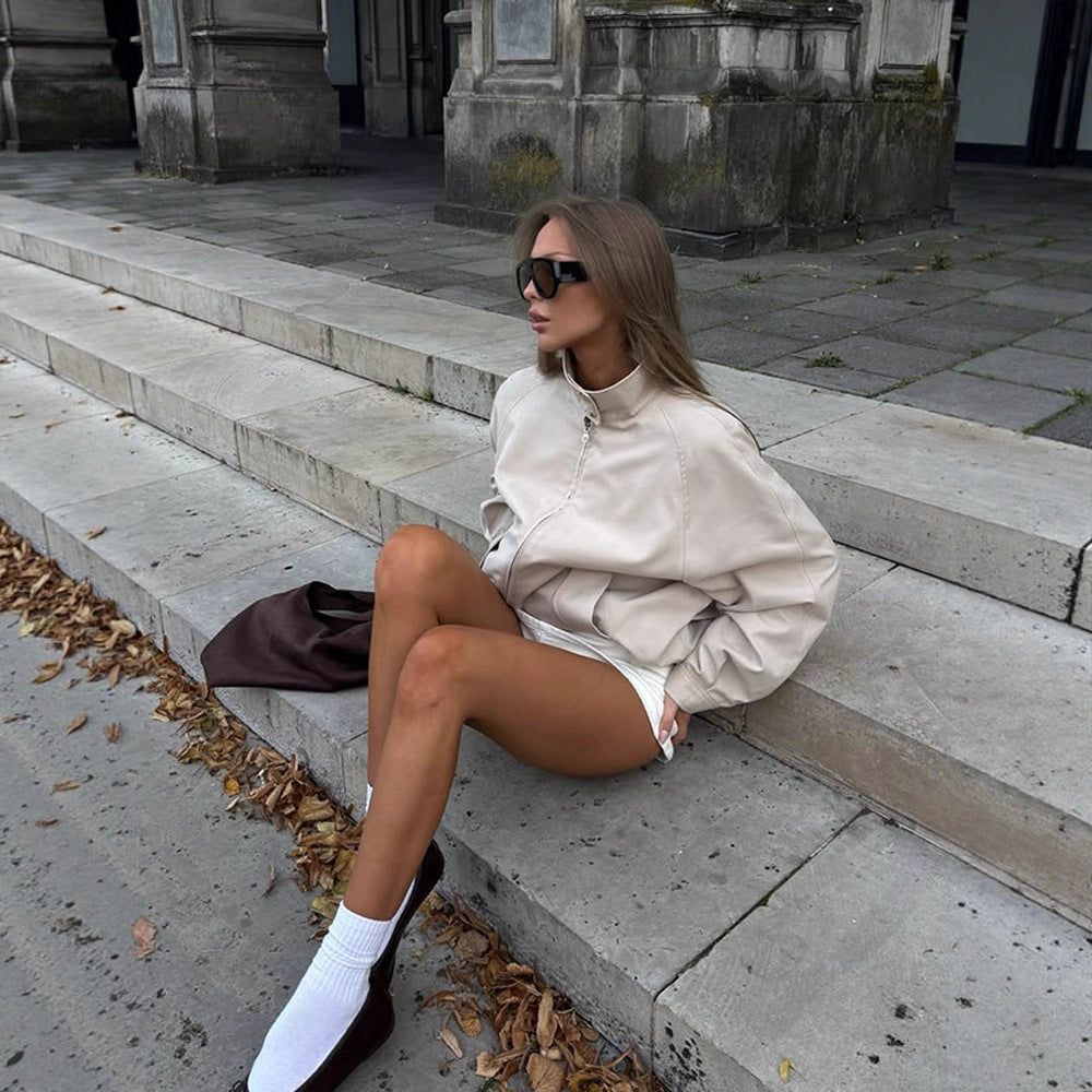 Damen Leichter taillierter Cropped-Bomber mit hohem Stehkragen und Raglanärmeln Shop Nory
