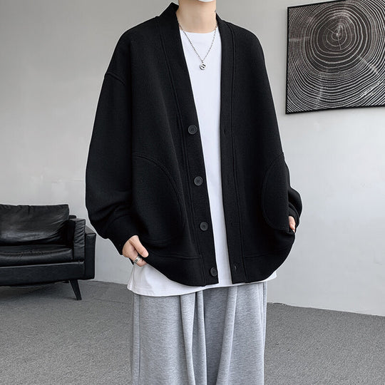 Herren oversized Strickcardigan mit V-Ausschnitt, aufgesetzten Rundtaschen und lässiger Drop-Shoulder-Silhouette Shop Nory