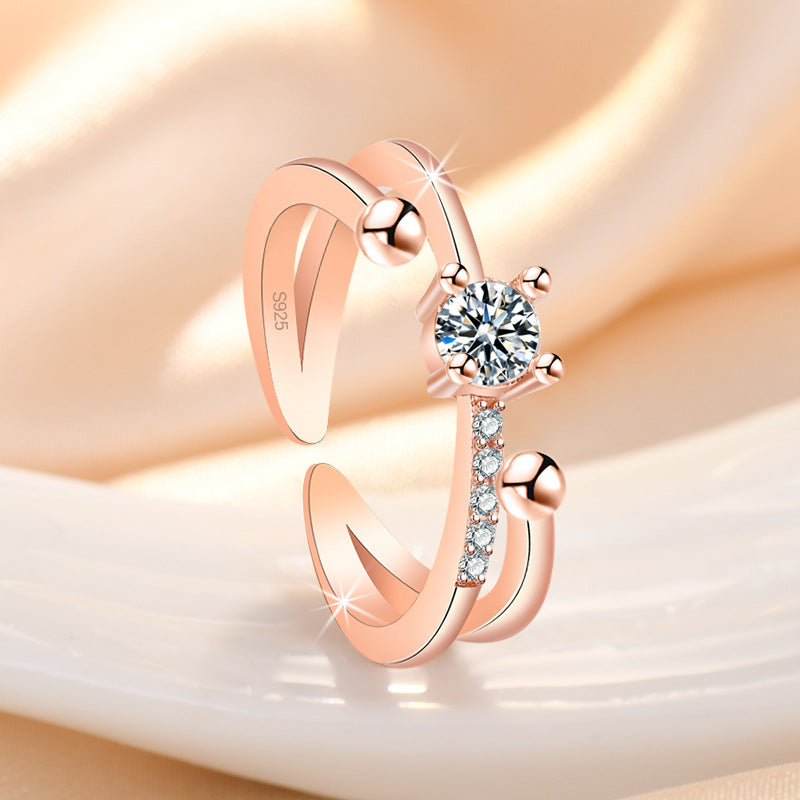 Damenring mit elegantem Wellenmuster und funkelnden Zirkonia Shop Nory