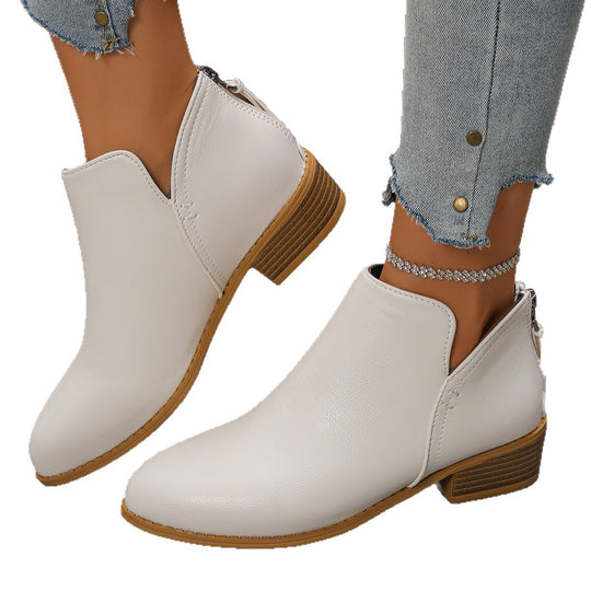 Damen Kurzstiefel mit Fersenreißverschluss, seitlichem Cut-Out und niedrigem Blockabsatz Shop Nory