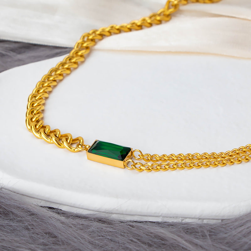 Damen Luxus Kette mit grünem Edelstein und hochwertiger Vergoldung Shop Nory