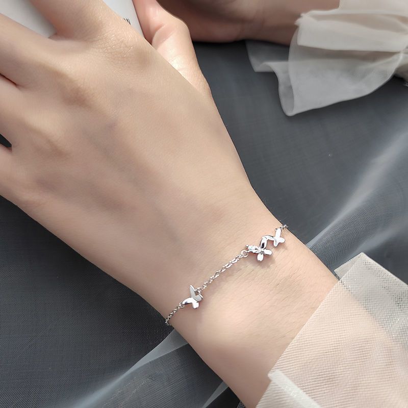 Damen filigranes Schmuckarmband mit verspieltem Motiv Shop Nory
