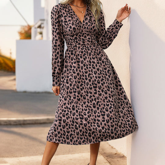 Damen Midikleid im Wickelstil mit taillierter Schnittführung, V‑Ausschnitt und langem Ärmel Shop Nory
