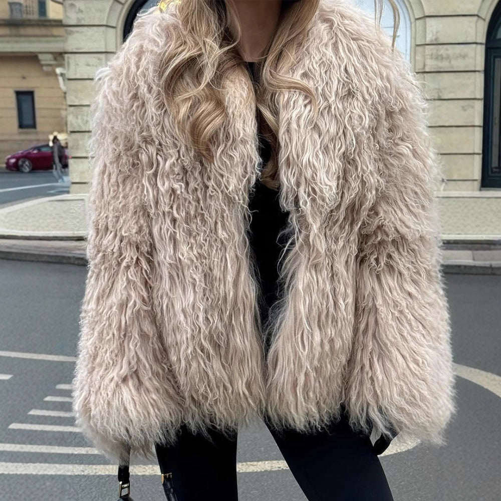 Damen Kurzjacke aus voluminösem Lammfellimitat mit lockiger Struktur Shop Nory