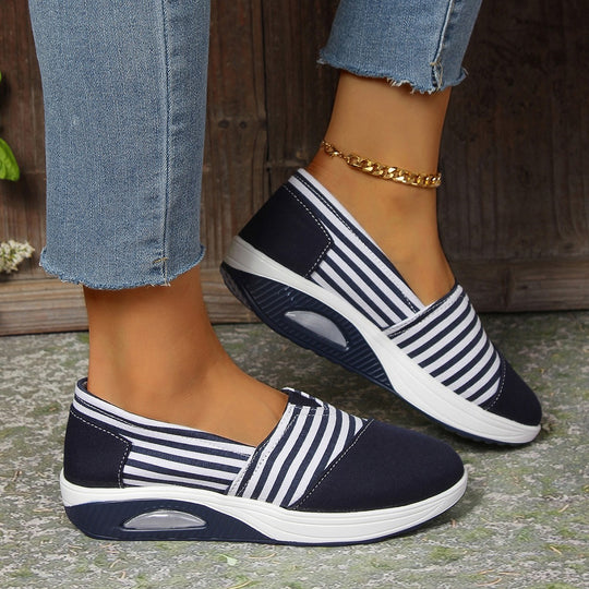 Damen Leichte Slip-On Sneakers mit Keilabsatz und gepolsterter Komfortsohle Shop Nory