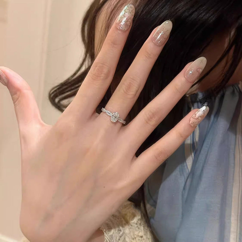Damen Ring mit Zwillingsdesign und funkelndem Zirkon Shop Nory