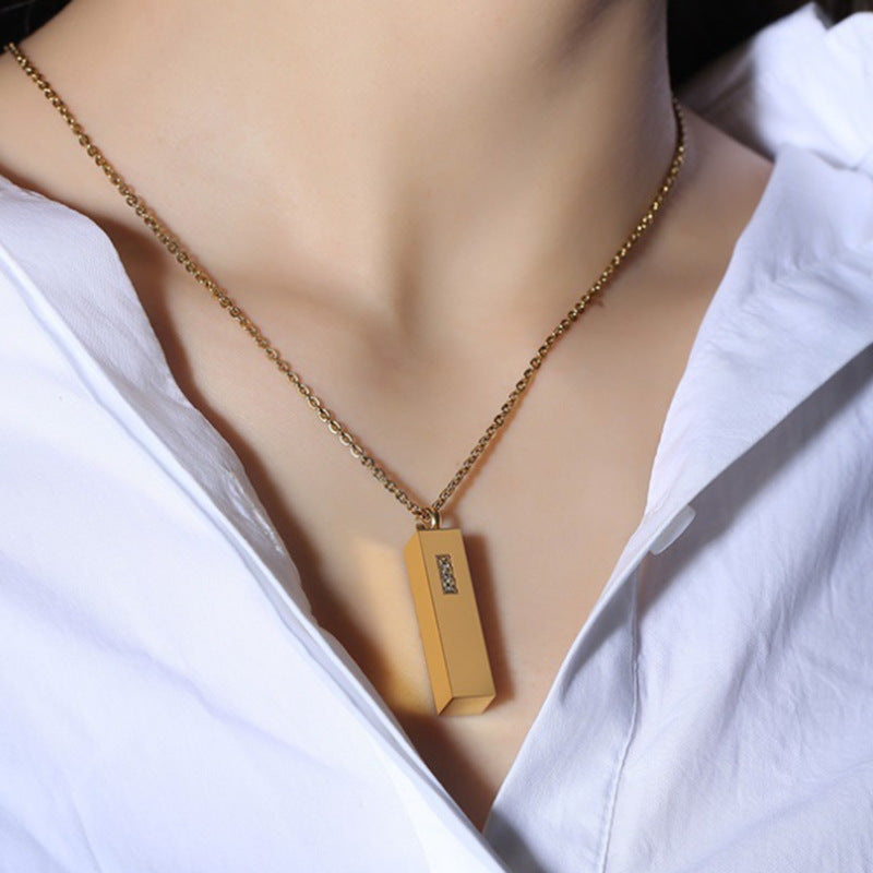 Damen Eleganter Edelstahl Anhänger mit Kristallverzierung Shop Nory