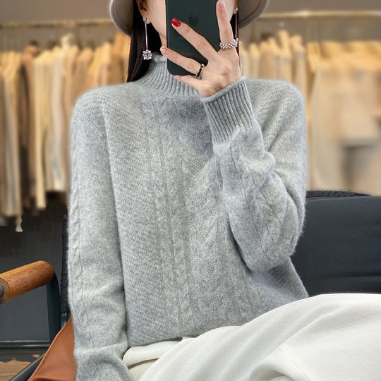 Damen Weicher Zopfstrick‑Mockneckpullover mit kaschmirähnlicher Haptik und verlängerten Rippbündchen Shop Nory