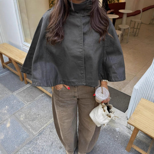 Damen Kurze Leder-Capejacke mit hohem Stehkragen und kastiger Cropped-Silhouette Shop Nory