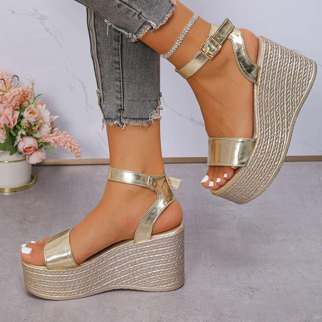 Damen Hochhackige Plateau-Sandalen mit verstellbarem Riemen und glanzvollem Finish