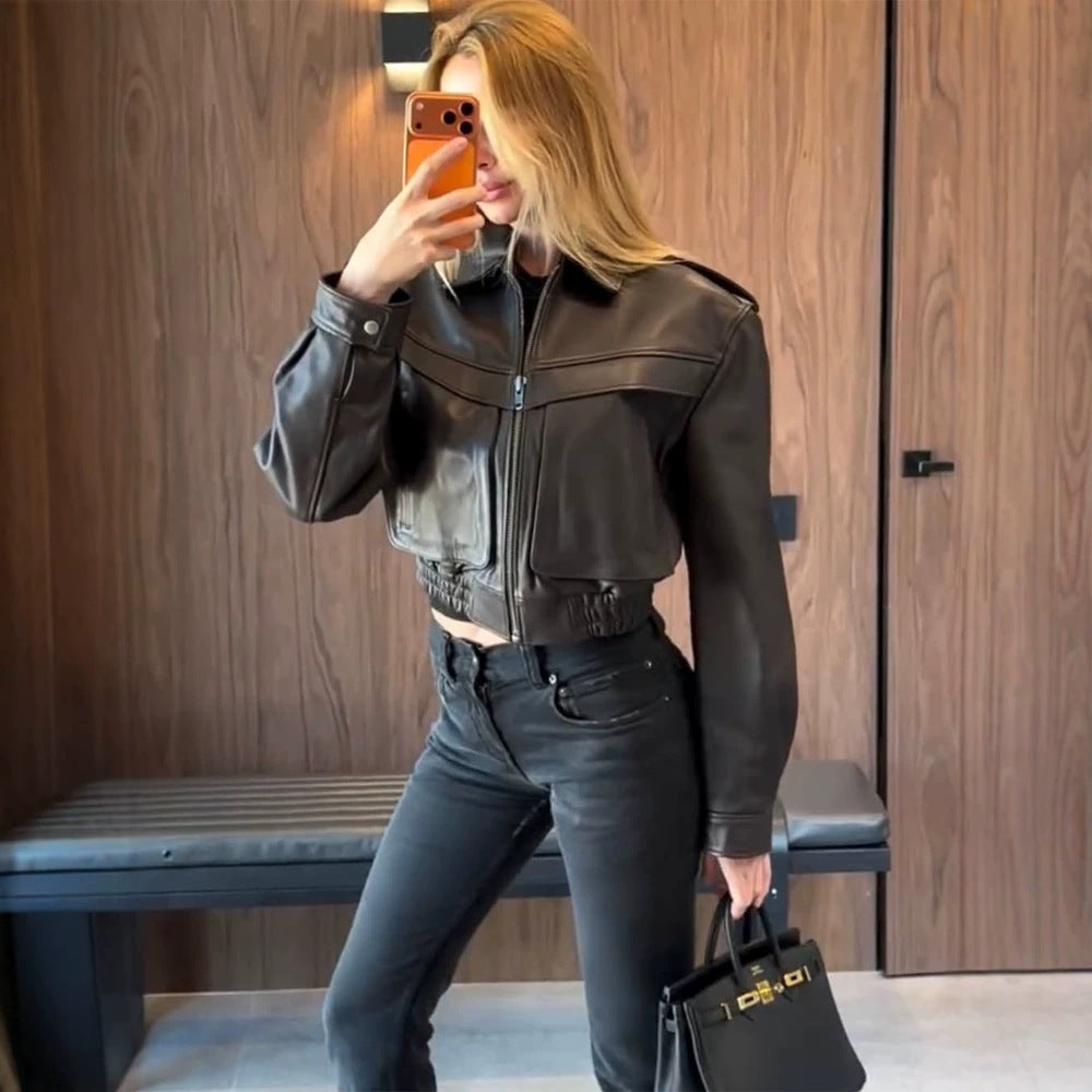 Damen Kurz geschnittene Lederjacke mit elastischem Saum und aufgesetzten Brusttaschen Shop Nory