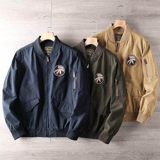 Herren Casual Bomberjacke mit Reißverschluss, Brustpatch und Ärmel-Taschendetail Shop Nory